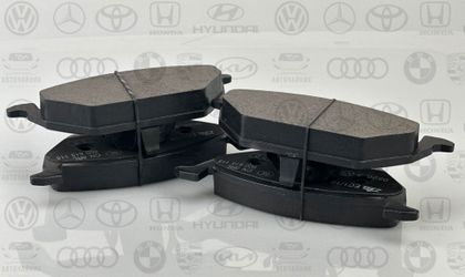 Колодки тормозные передние VAG 1K0698151F 