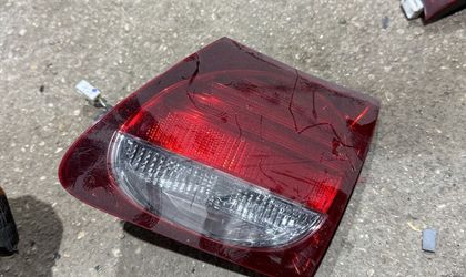 Фонарь крышки багажника правый Lexus GS, III Ре...