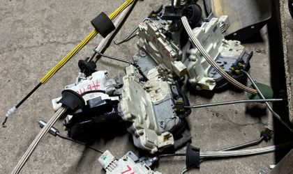 Замок задней правый двери Audi A6 C6 2008