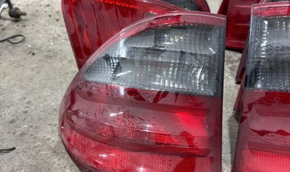 Фонарь задний левый Универсал E-Класс W210...