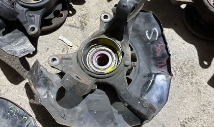 Цапфа передняя правая Toyota Camry XV30 (2001—...