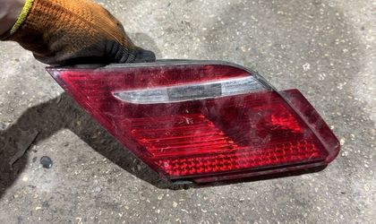 Фонарь крышки багажника левый BMW 7 серия, E65/...