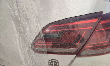 Фонарь крышки багажника правый Volkswagen PassatСС
