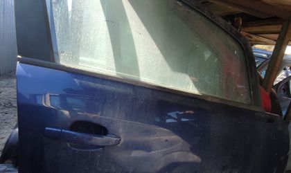 Дверь передняя правая Opel Corsa D