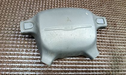 Подушка безопасности в руле Mitsubishi RVR I 1996
