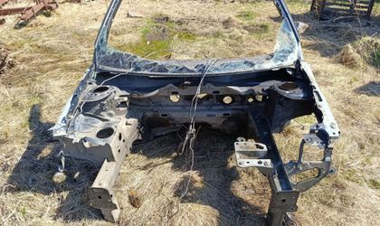 Передняя половина кузова Renault Megane II (20...