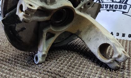 Поворотный кулак правый Renault Megane II (200...