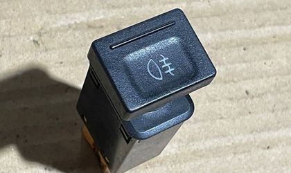 Кнопка противотуманных фонарей  Chery Amulet A15