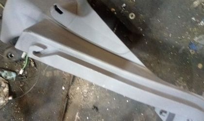 Опора полки багажника Ford Focus II правая КУПЕ