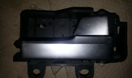Ручка двери внутренняя правая Ford Focus II 