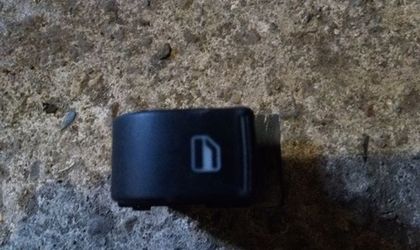 Кнопка стеклоподъемника Chery Amulet A15
