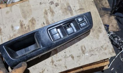 Блок стеклоподъемников Subaru Impreza g12