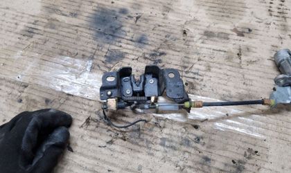 Замок багажника Toyota Corsa, IV (L40) 1991
