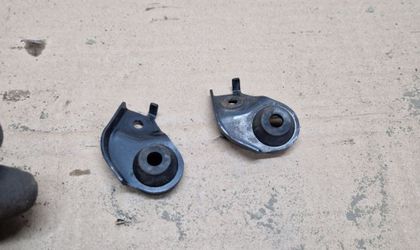Кронштейн радиатора Nissan Serena, c25 mr20de 
