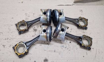 Шатун Mazda Demio I (DW) b5