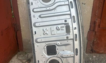 Панель задней полки Honda Civic VIII 