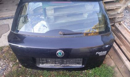 Крышка багажника Skoda Fabia II 
