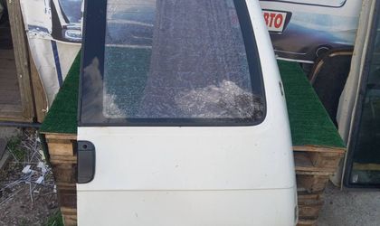 Дверь задняя правая расп. на высокую базу VW T4  