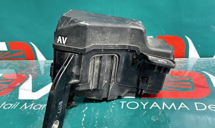 Блок предохранителей подкапотный Toyota Avensis, T250 рестайлинг (2006—2009)