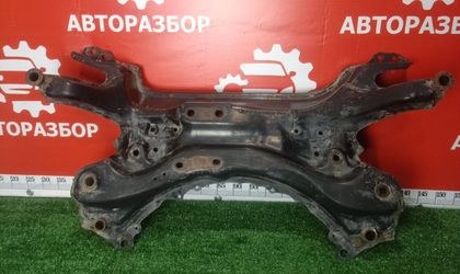 Подрамник передний Toyota RAV4 30