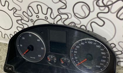 Панель приборов Volkswagen Golf 5 2.0TDI 2006