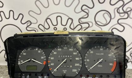 Панель приборов Volkswagen Passat B4 1.9 1996