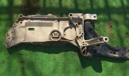 Балка Поперечная перед Volkswagen Golf 6 2008
