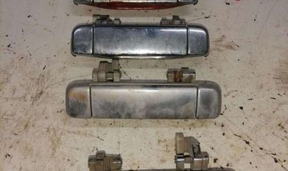 Ручка двери наружняя Mazda 323 BF 1.5 E5 E3