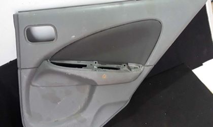 Обшивка задней левой двери Nissan Almera Classic