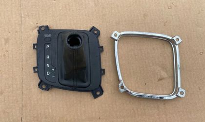 Кожух с накладкой АКПП Kia Ceed 2 JD