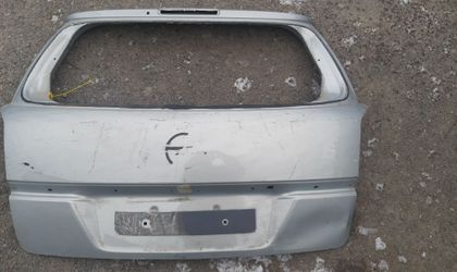 Крышка багажника Opel Astra, H