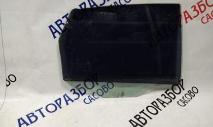 Стекло двери задней правой Ford Focus, I 2000