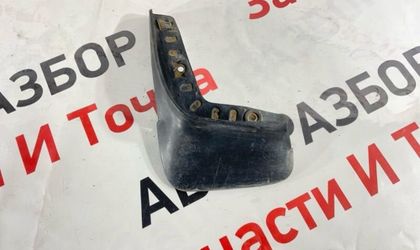 Брызговик передний левый Mitsubishi Lancer CS 1.6