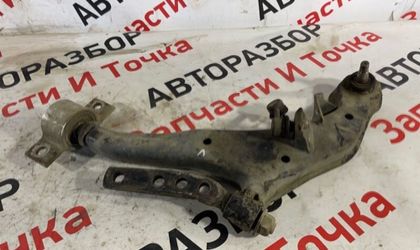 Рычаг подвески передний левый Nissan Cefiro A33