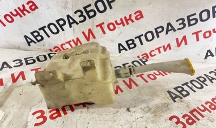 Бачок стеклоомывателя Nissan Primera P12 QG18DE