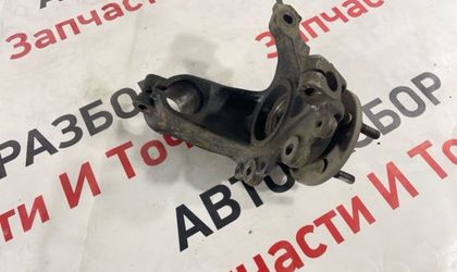 Кулак поворотный передний правый Ford Focus CB8