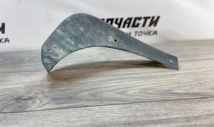 Брызговик задний правый Nissan Qashqai J10 HR16DE