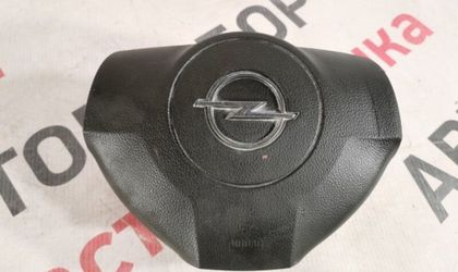 Подушка безопасности в руль Opel Vectra хетчбек