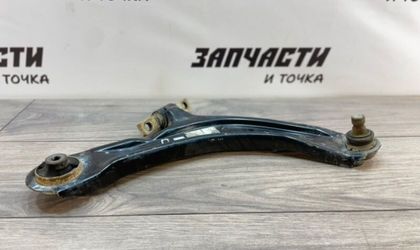 Рычаг подвески передний правый Nissan Qashqai J10