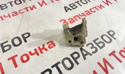 Кронштейн опоры двигателя Honda Hr-V 3D купе D16A