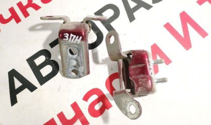 Петля двери задняя правая Toyota Corolla 120 121