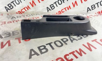 Консоль между сидений Honda Hr-V 3D купе D16A 2004