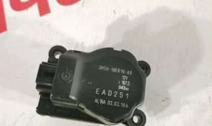 Сервопривод заслонок печки Ford Focus хетчбек 2.0
