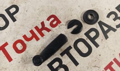 Ручка стеклоподъемника задняя правая Лада Гранта