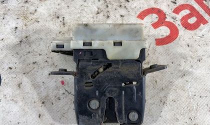 Замок багажника Nissan Primera P12 QG18DE 1.8 2002