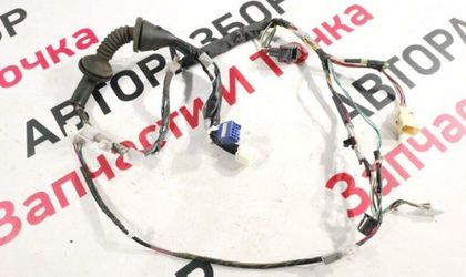 Проводка двери передняя правая Toyota Corolla 120