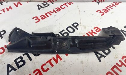 Пыльник крыла передний правый Audi A4 B6 седан AMB