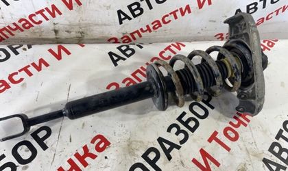 Стойка подвески передняя правая Audi A4 B6 седан