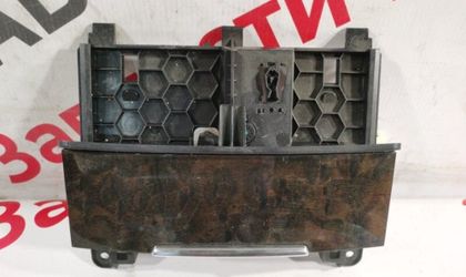 Пепельница Audi Q7 внедорожник 3.0 cjtc 2010