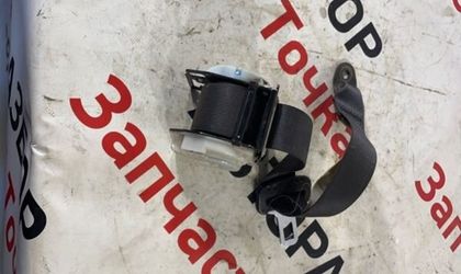 Ремень безопасности задний правый Toyota Corolla